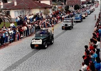 A família jipeira formada.