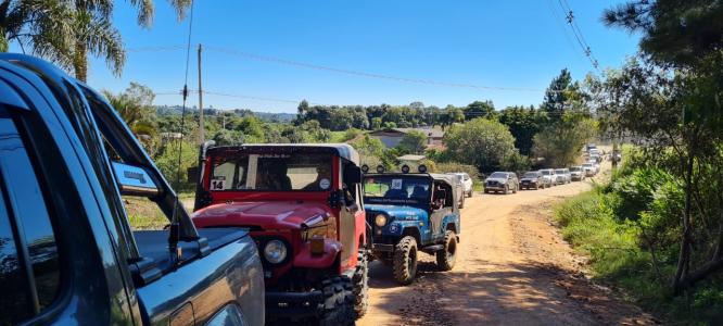 Passeio 4x4 da Apolo Trailer à Vinícola Casa Zator